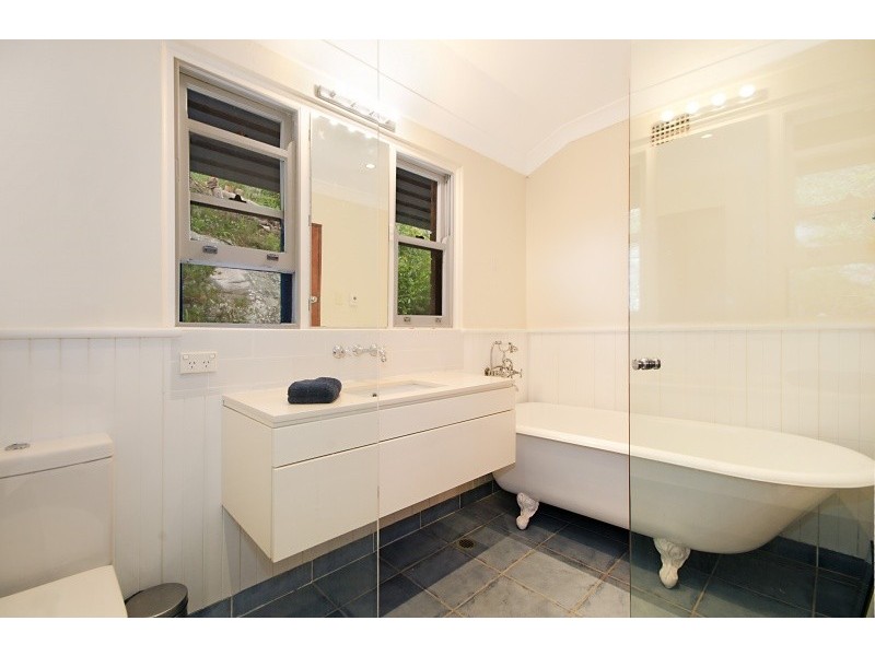 18 Normac Street, Castle Cove NSW 2069