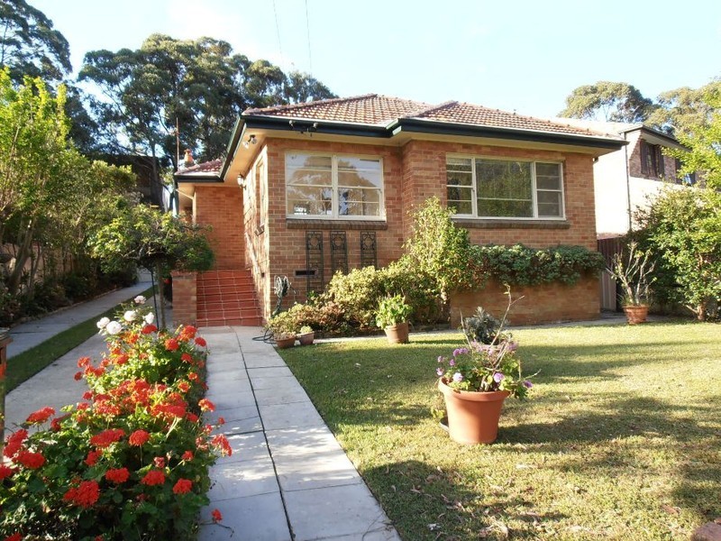7 The Postern, Castlecrag NSW 2068