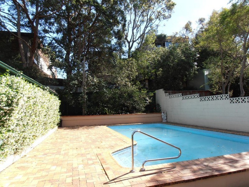 7 The Postern, Castlecrag NSW 2068