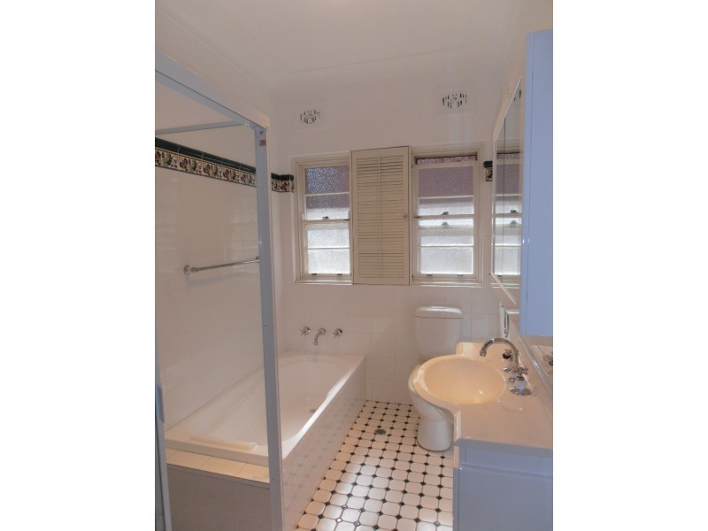7 The Postern, Castlecrag NSW 2068