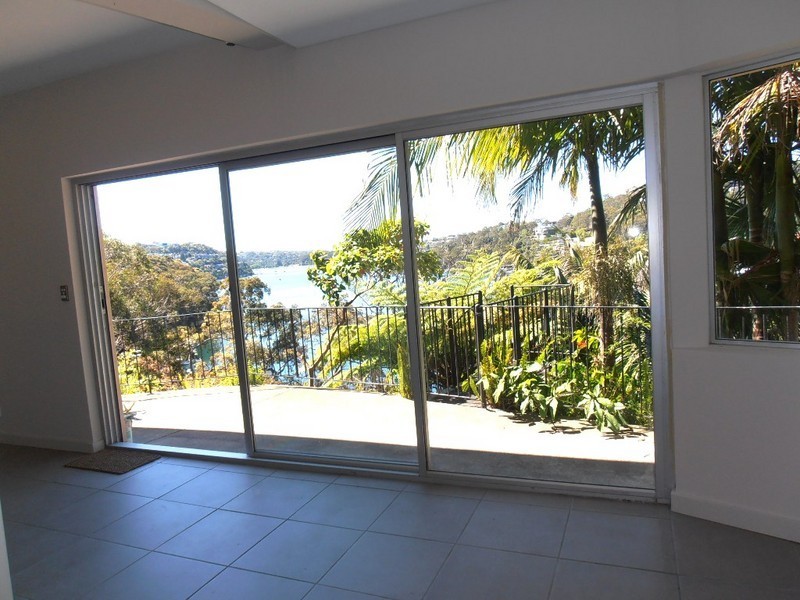 Flat 11 The Barricade, Castlecrag NSW 2068