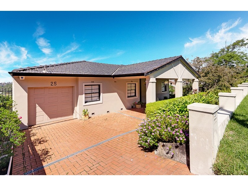25 The Battlement, Castlecrag NSW 2068
