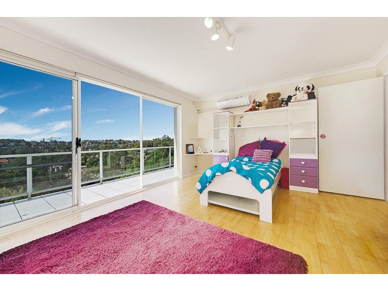 25 The Battlement, Castlecrag NSW 2068