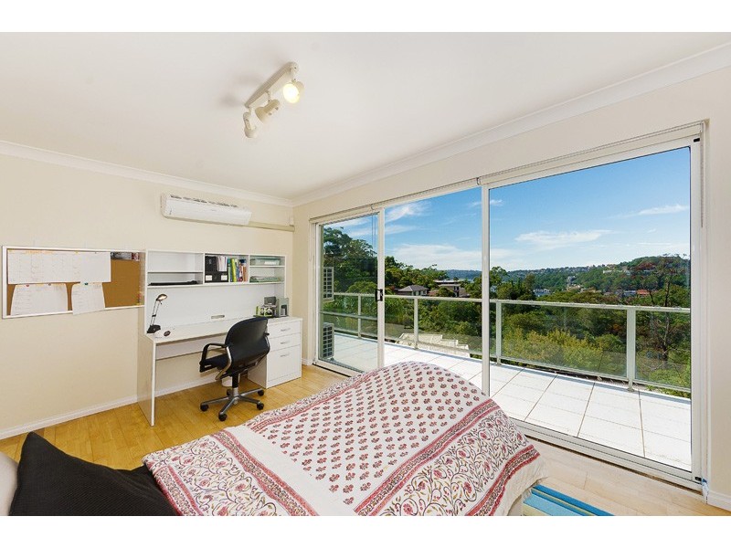 25 The Battlement, Castlecrag NSW 2068