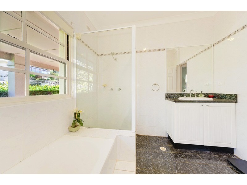 25 The Battlement, Castlecrag NSW 2068