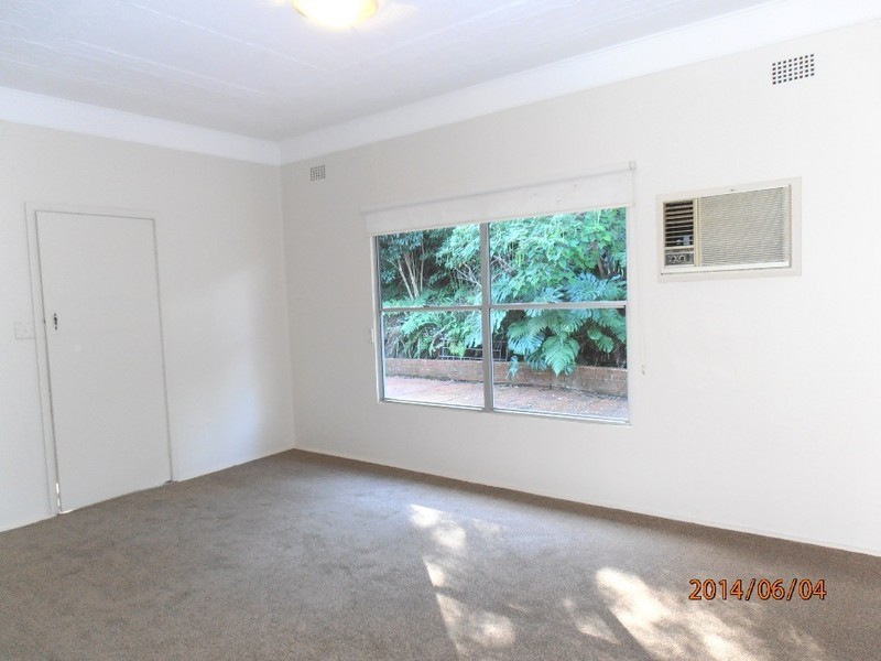 21 Sugarloaf Crescent, Castlecrag NSW 2068