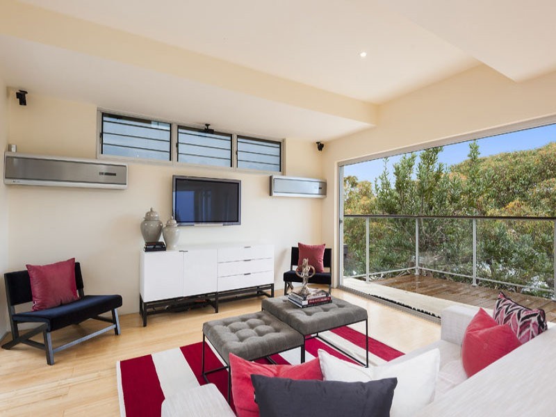 34A  The Bulwark, Castlecrag NSW 2068