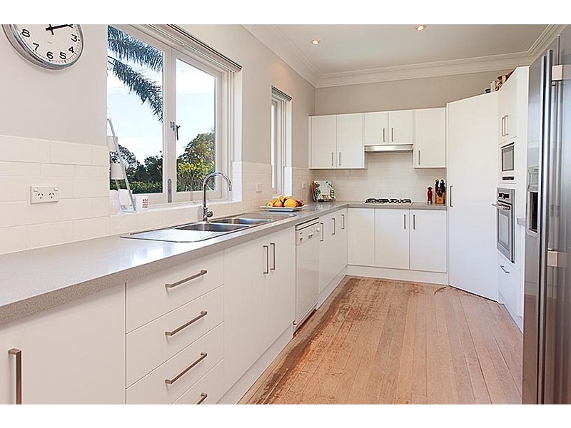 42 The Parapet, Castlecrag NSW 2068