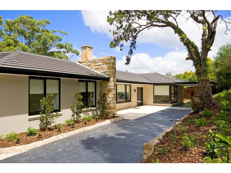 1 The Barricade, Castlecrag NSW 2068