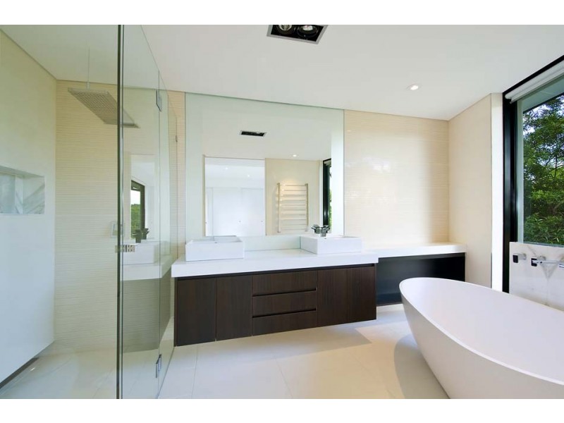 1 The Barricade, Castlecrag NSW 2068