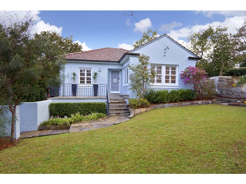 8 Rockley Street, Castlecrag NSW 2068