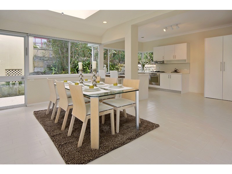 8 Rockley Street, Castlecrag NSW 2068