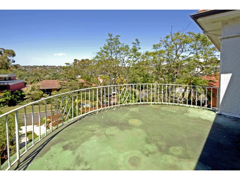 32 The Battlement, Castlecrag NSW 2068