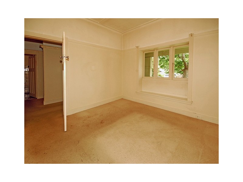 17 Windsor Road, Willoughby NSW 2068