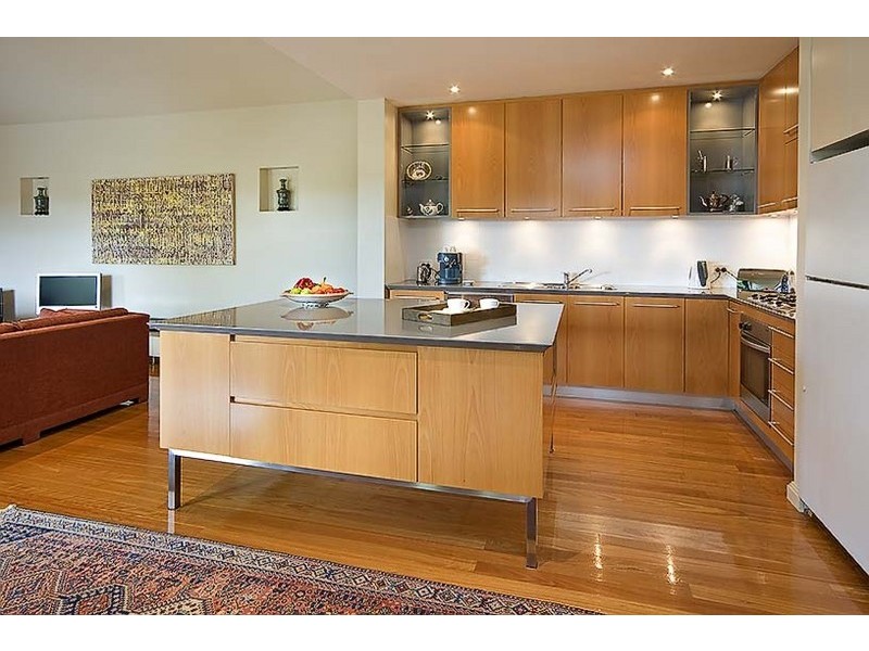 17 Rutland Avenue, Castlecrag NSW 2068