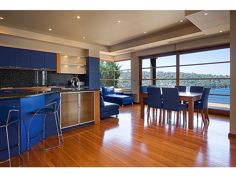1 The Tor Walk, Castlecrag NSW 2068