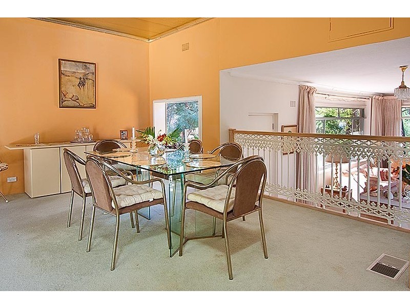 6 The Bartizan, Castlecrag NSW 2068
