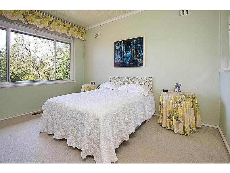 6 The Bartizan, Castlecrag NSW 2068