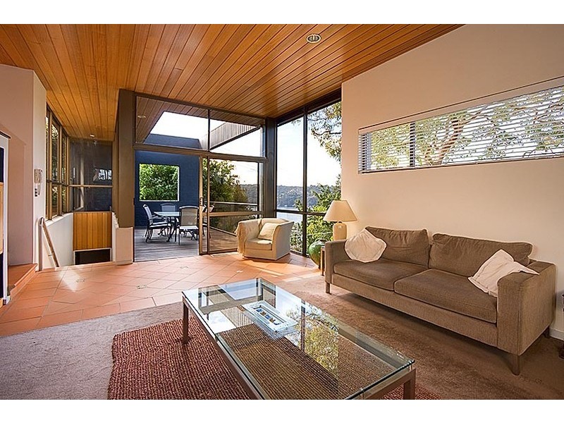 6 The Tor Walk, Castlecrag NSW 2068