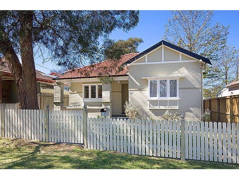 15 Windsor Road, Willoughby NSW 2068