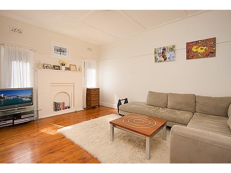 15 Windsor Road, Willoughby NSW 2068