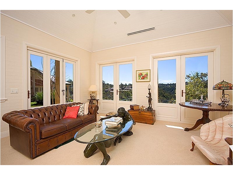 3 Chase Avenue ROSEVILLE CHASE, Castlecrag NSW 2068