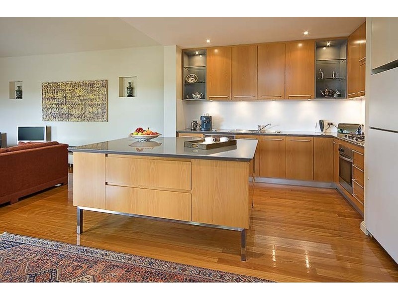 17 Rutland Avenue, Castlecrag NSW 2068