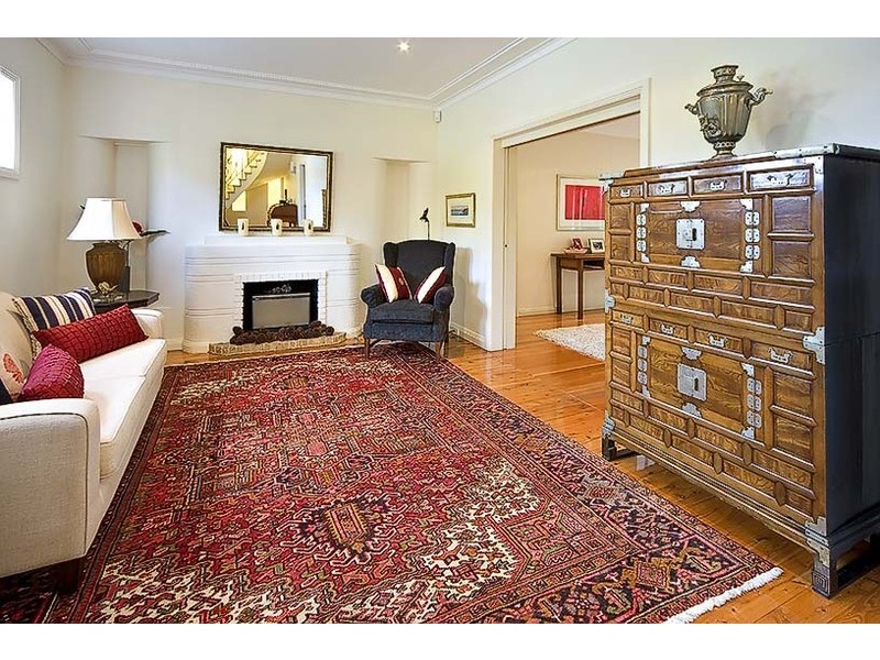 17 Rutland Avenue, Castlecrag NSW 2068