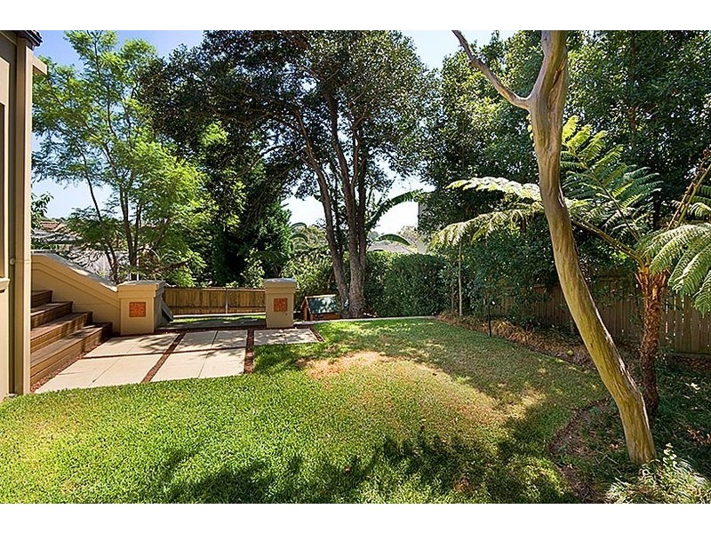 17 Rutland Avenue, Castlecrag NSW 2068