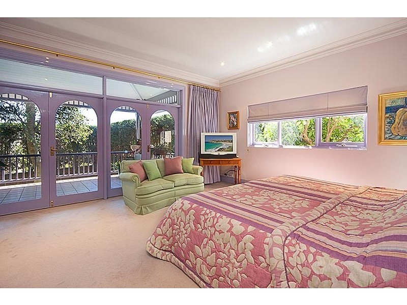 60 Linden Way, Castlecrag NSW 2068