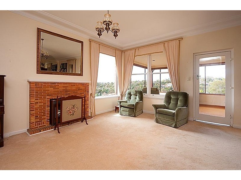 22 The Rampart, Castlecrag NSW 2068