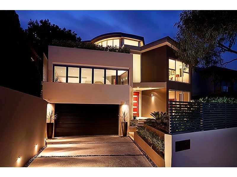 16 Charles Street, Castlecrag NSW 2068