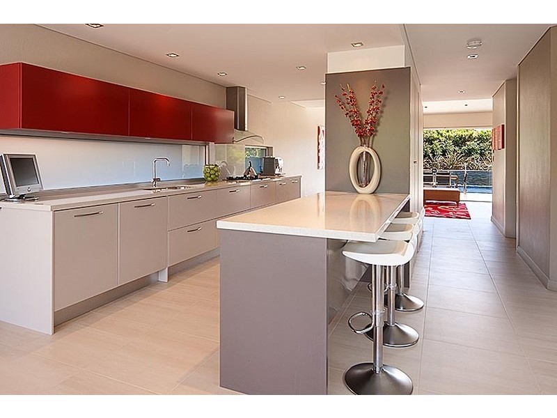 16 Charles Street, Castlecrag NSW 2068