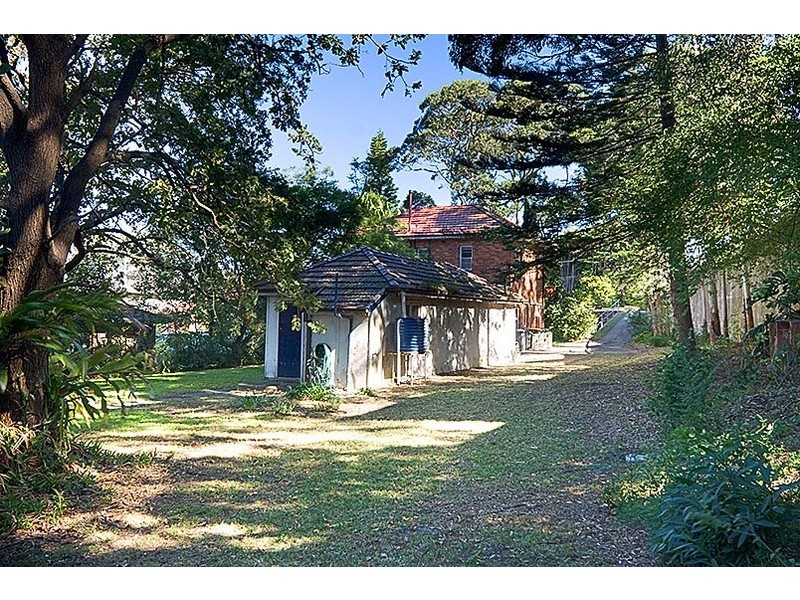 99 Eastern Valley Way, Castlecrag NSW 2068