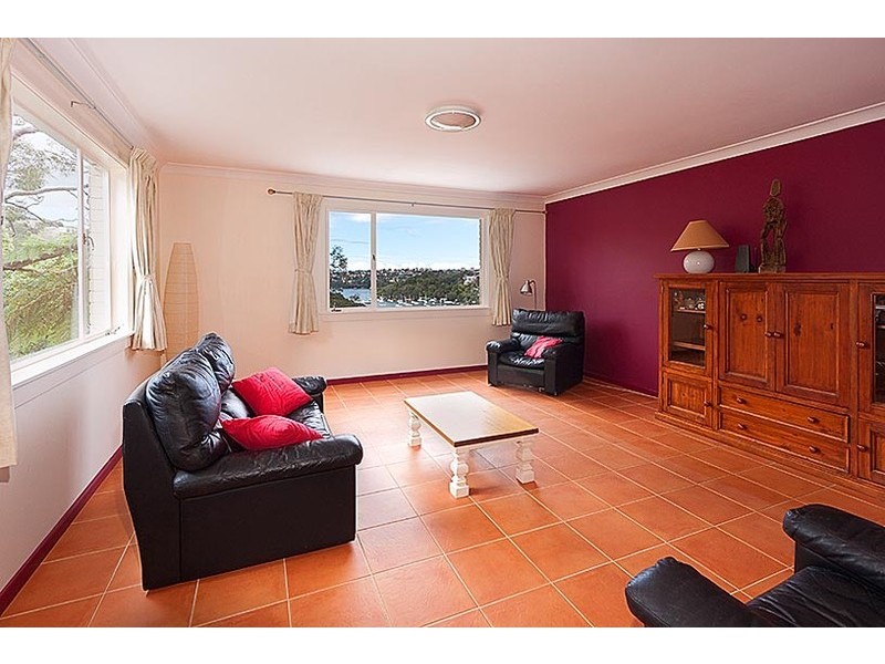 8 The Scarp, Castlecrag NSW 2068
