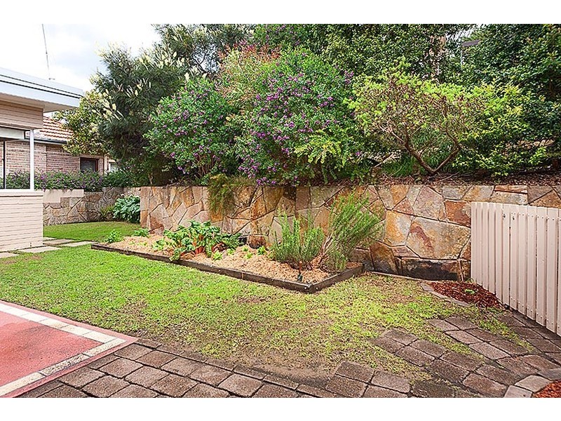 8 The Scarp, Castlecrag NSW 2068