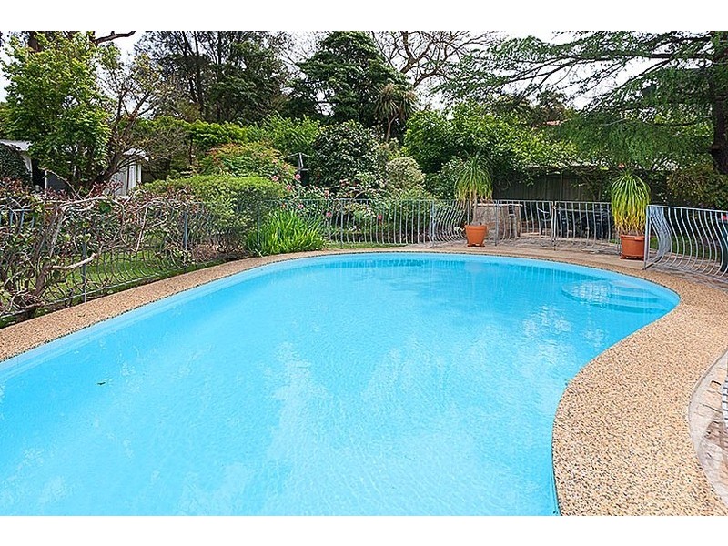 11-13  The Parapet, Castlecrag NSW 2068