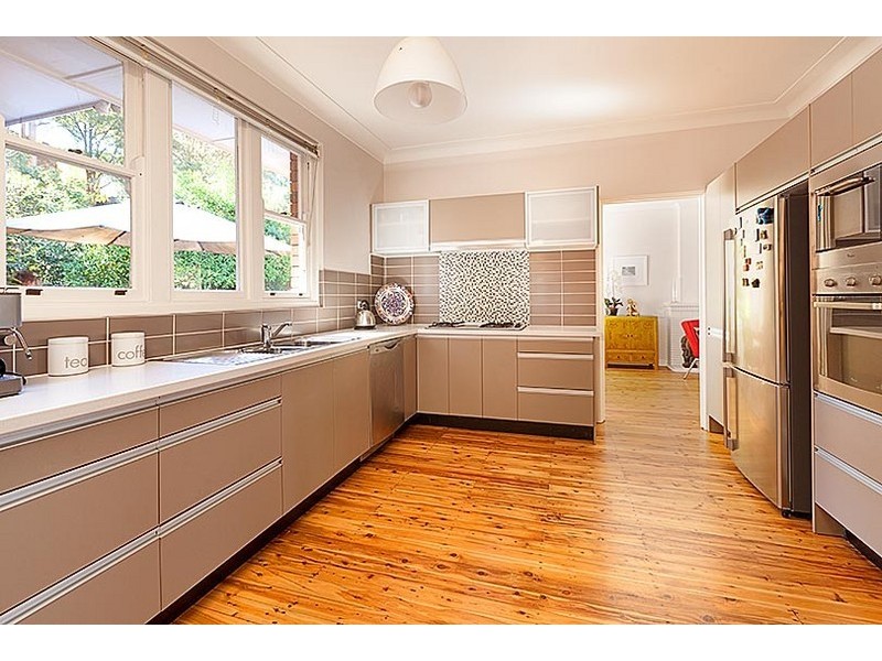11 The Postern, Castlecrag NSW 2068