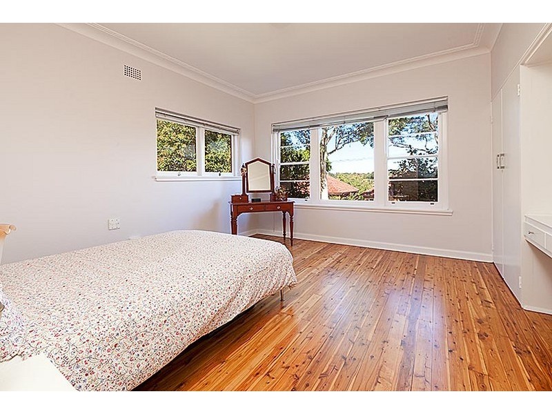 11 The Postern, Castlecrag NSW 2068