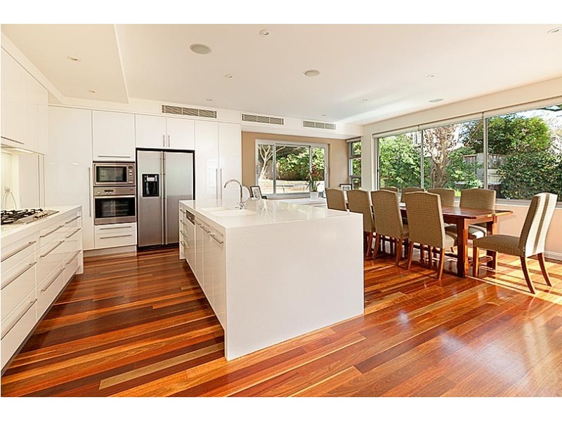 4 Charles Street, Castlecrag NSW 2068