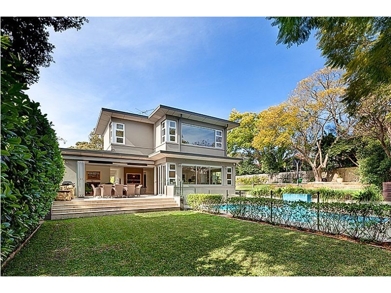 4 Charles Street, Castlecrag NSW 2068