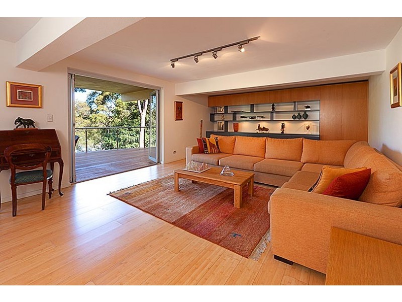 22 The Bulwark, Castlecrag NSW 2068