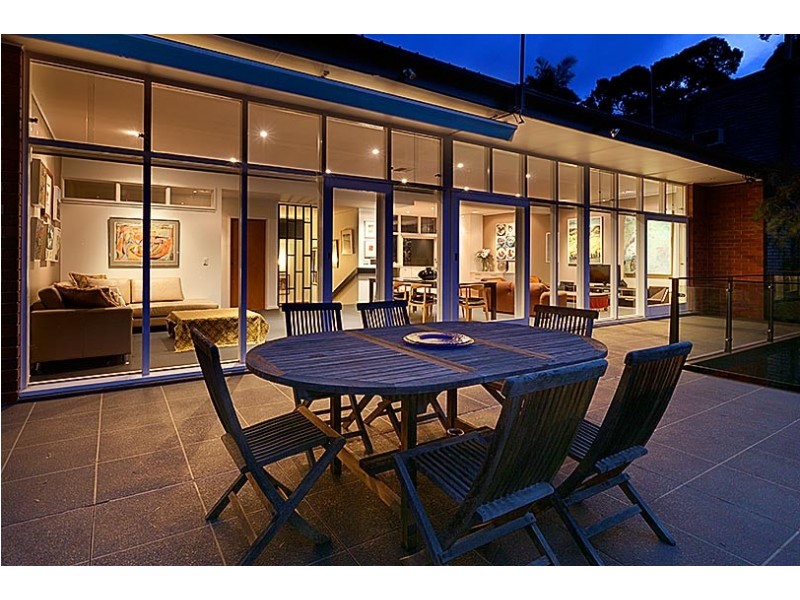 1 Cheyne Walk, Castlecrag NSW 2068