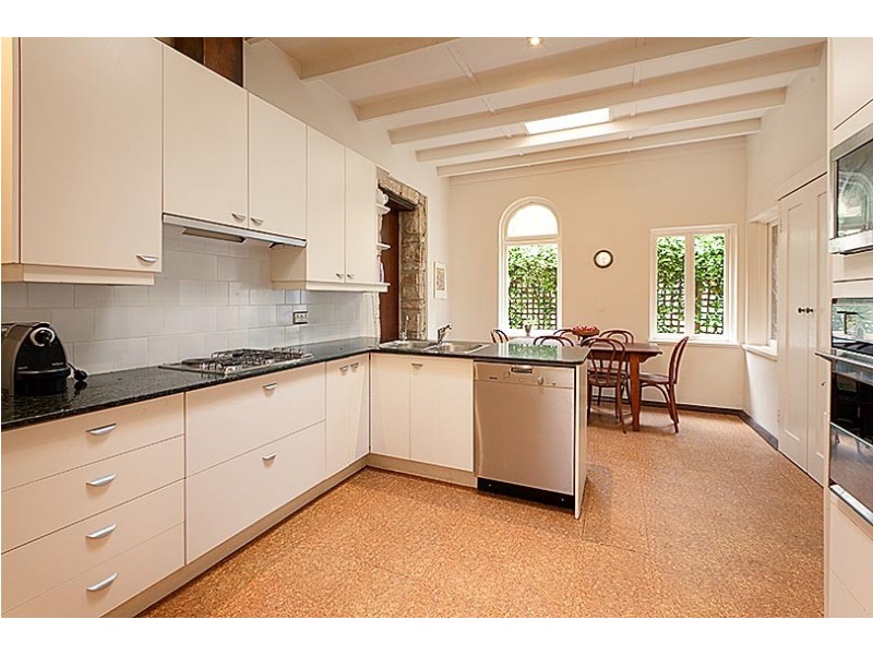 8 The Parapet, Castlecrag NSW 2068