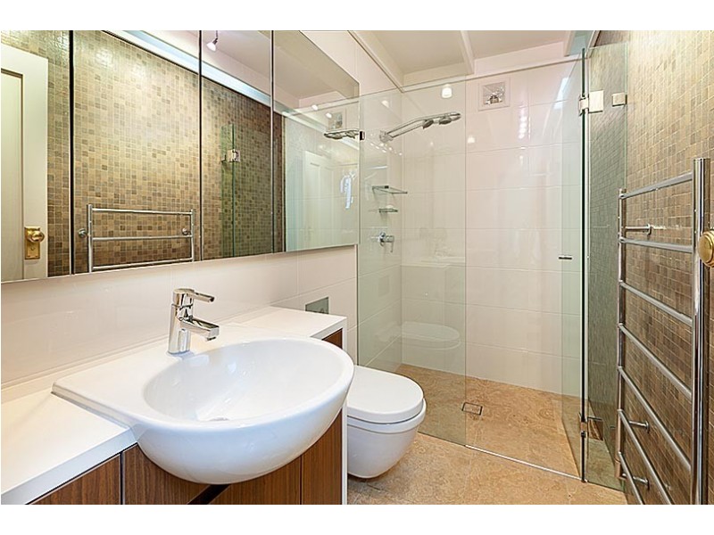 8 The Parapet, Castlecrag NSW 2068