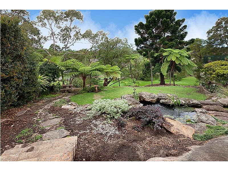 8 The Parapet, Castlecrag NSW 2068