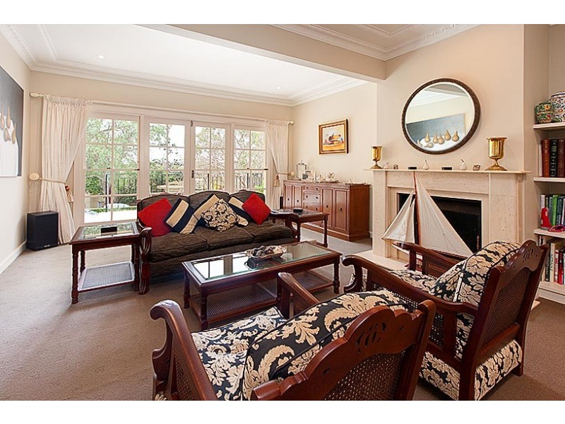 38 The Battlement, Castlecrag NSW 2068