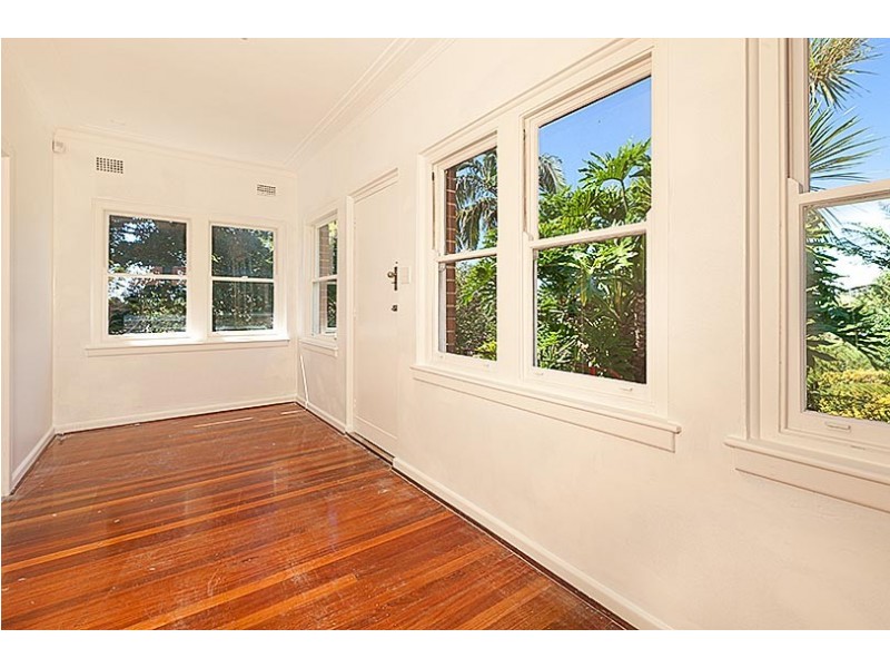 18 Warners Avenue, Willoughby NSW 2068