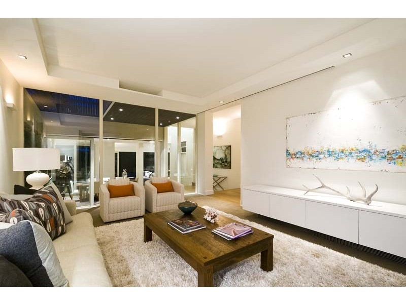 17 Charles Street, Castlecrag NSW 2068