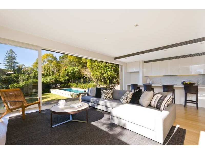 17 Charles Street, Castlecrag NSW 2068